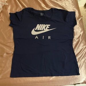 Nike Women’s Tee